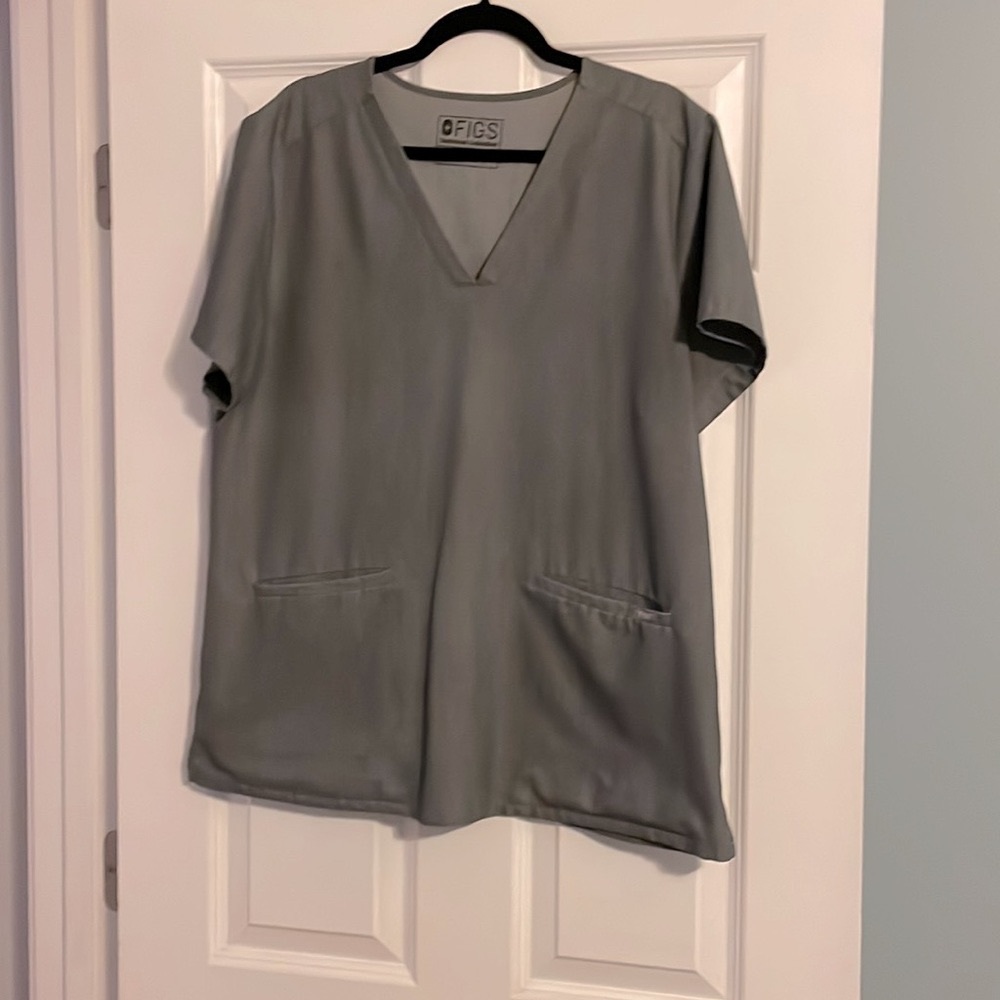 Figs scrub top-casma- in graphite